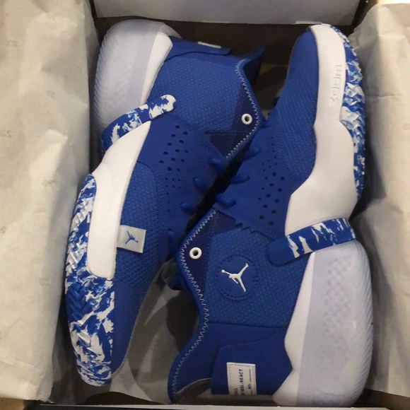 NWT JORDAN ELEVATION REACT. VARIOUS SIZES. Firm! - Picture 6 of 6